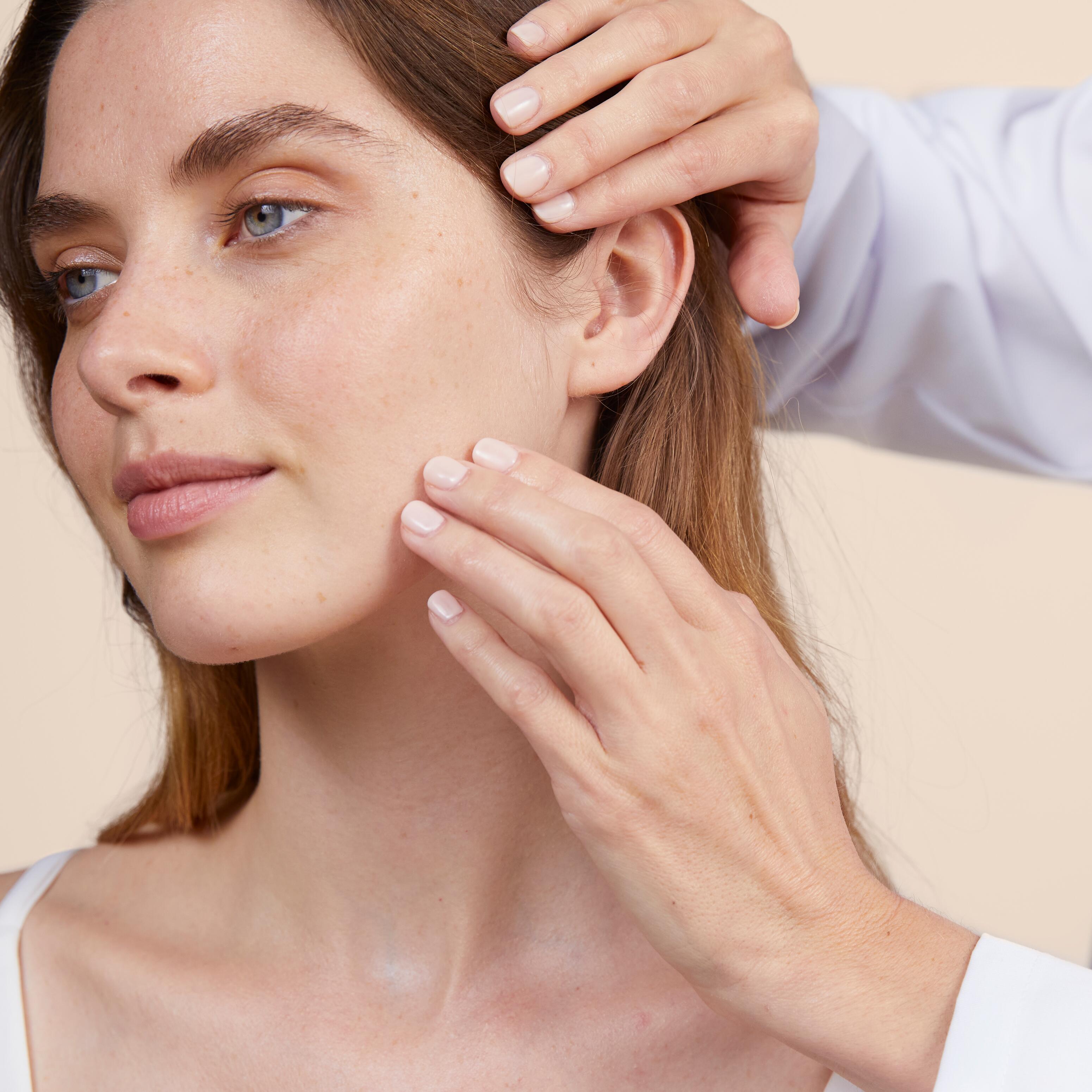 Retrato de piel real de la campaña Avène Cleanance